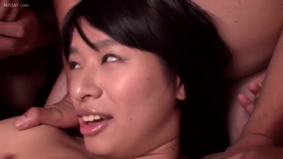 室内 · 性交 · 脸部特写 · 全裸 · 迷离 · 仰卧 · 多人