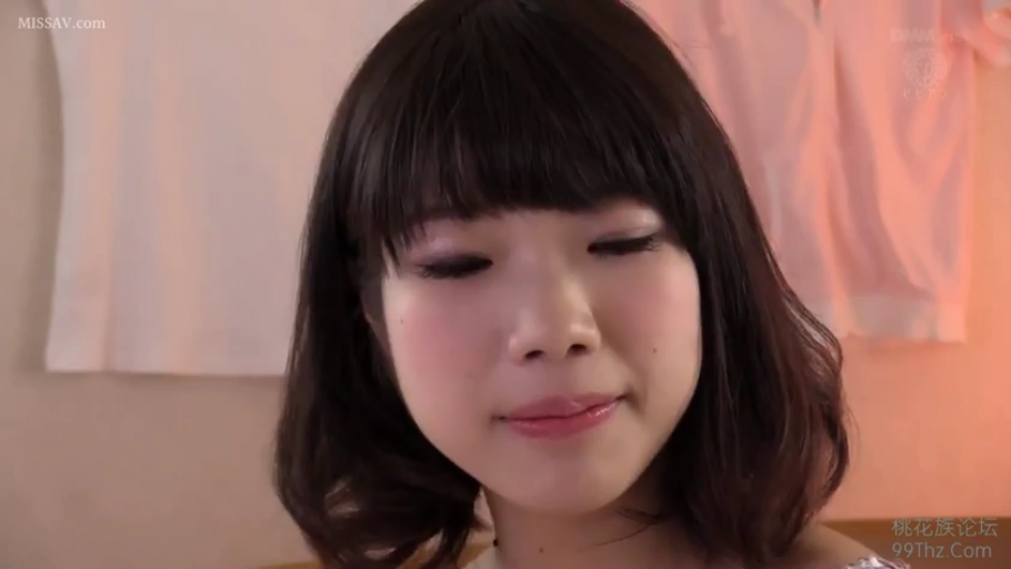 室内 · 眼部特写 · 半闭双眼 · 清纯妆容