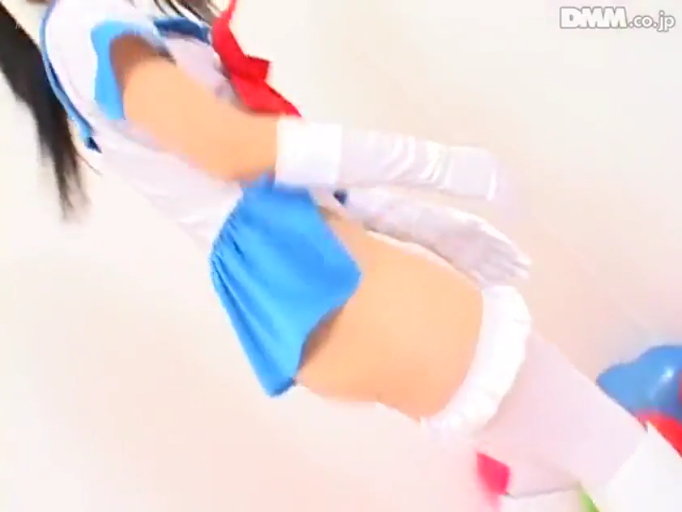 室内 · 角色扮演 · 水手服 · 下半身 · 模糊 · 掀裙子 · 手套 · 侧立