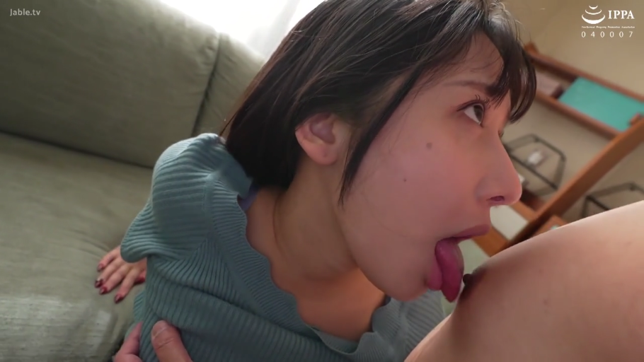 眼神向上 · 客厅沙发 · 舌头舔舐部位特写 · 舔舐身体 · 淡蓝色针织上衣