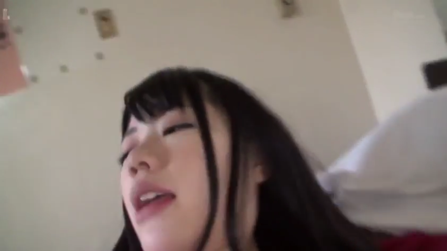 室内 · 脸部 · 仰卧 · 裸体