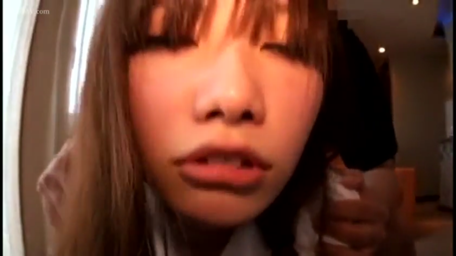 室内 · 脸部特写 · 享受 · 白色衣物 · 口交