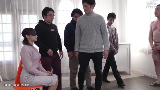 白色简约房间 · 茫然 · 白色蕾丝裙 · 眼罩 · 无遮挡