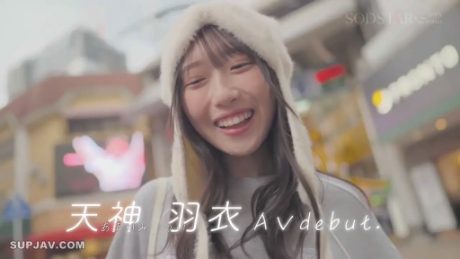 面部特写 · 户外街道 · 休闲卫衣 · 正面对镜头