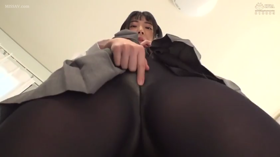 室内 · 诱惑 · 黑色连裤袜 · 手指抠弄特写 · 手指抠弄