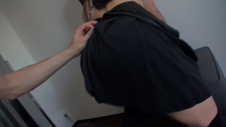 室内 · 第一视角 · 臀部 · 弯腰 · 黑色短裙 · 掀起裙子