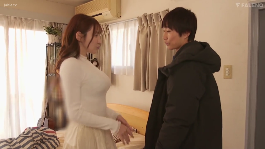 交谈 · 严肃 · 卧室 · 巨乳 · 中景 · 床 · 面对面站立 · 白色紧身毛衣