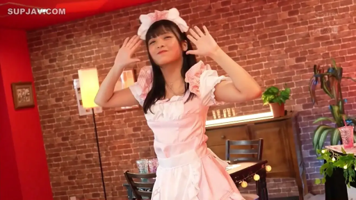 室内 · 俏皮 · 头部特写 · 女仆头饰 · 粉白色女仆装