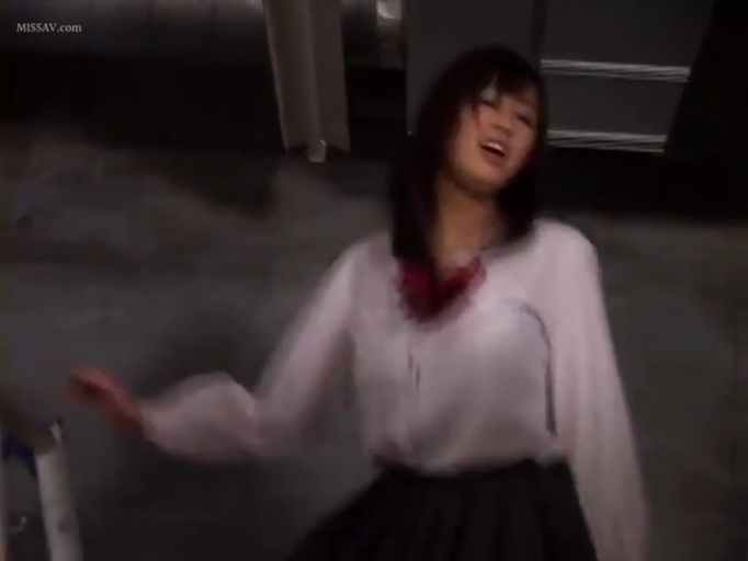 室内 · 顔のクローズアップ · 张嘴呻吟 · 深色百褶裙 · 性交中