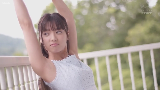 清纯系 · 俏皮 · 腋下 · 白色无袖连衣裙 · 户外阳台 · 双手举起 · 伸懒腰