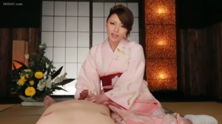 和室 · 注视镜头 · 腰带 · 男性生殖器（已打码） · 撸管