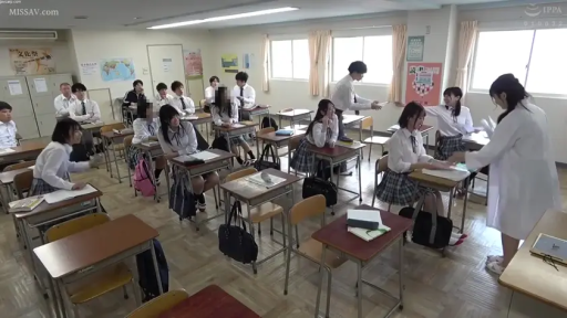 教室 · 全景 · 自然 · JK制服 · 互动 · 校园题材 · 课桌椅 · 坐位