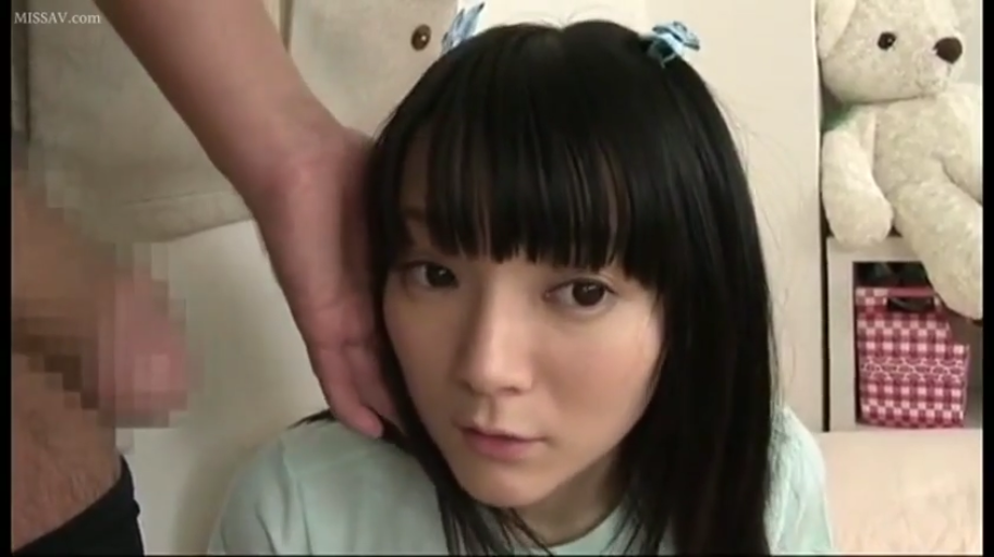 平静 · 卧室 · 发夹 · 浅色T恤 · 马赛克处理 · 口交准备 · 女优面部特写