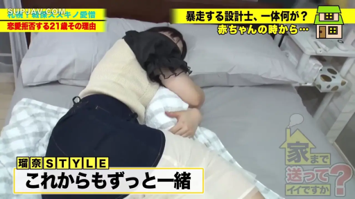 卧室 · 闭眼 · 枕头 · 针织衫 · 侧卧 · 睡觉 · 日本综艺